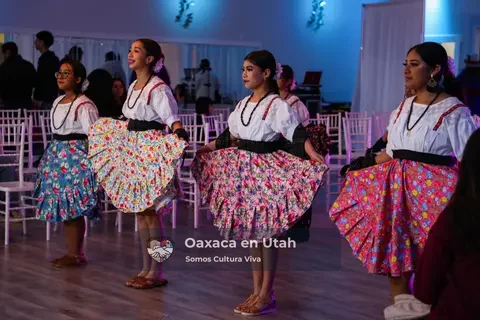 Desfile de Moda 2025, fotografía 230 del archivo de eventos de Oaxaca en Utah
