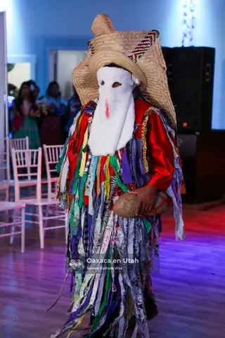 Desfile de Moda 2025, fotografía 164 del archivo de eventos de Oaxaca en Utah