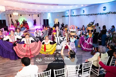 Desfile de Moda 2025, fotografía 53 del archivo de eventos de Oaxaca en Utah